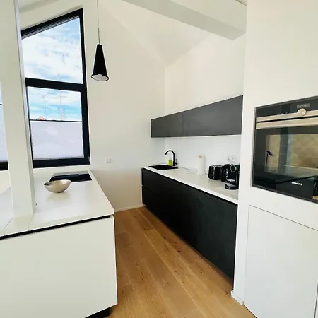 Seenahe Design-ferienwohnung Loft Indigo Apartmán *